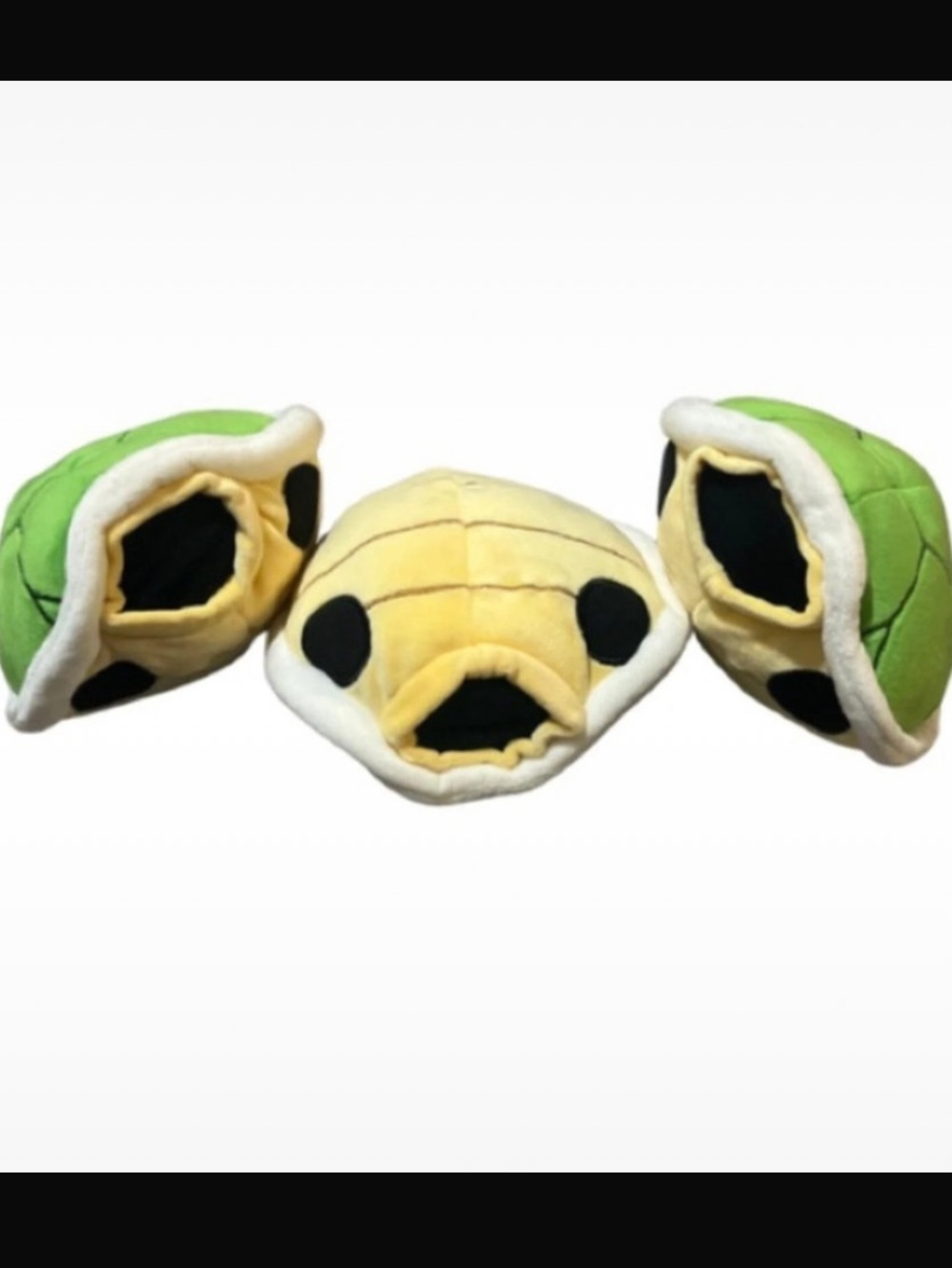 NWOT Tomy Club Mocchi Mario
Kart Green Shell Junior Plush Toy, 7”